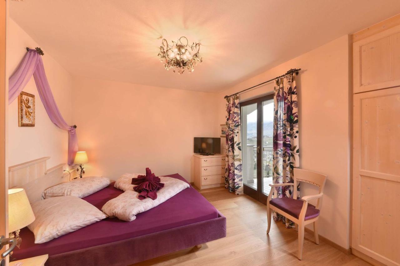 Residence Boutique Sonne Schenna Bagian luar foto