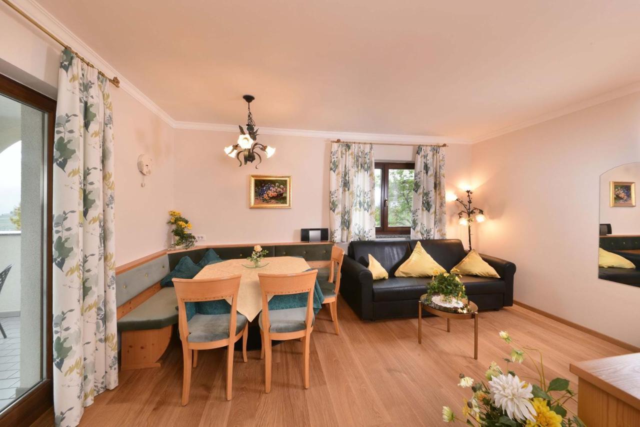 Residence Boutique Sonne Schenna Bagian luar foto